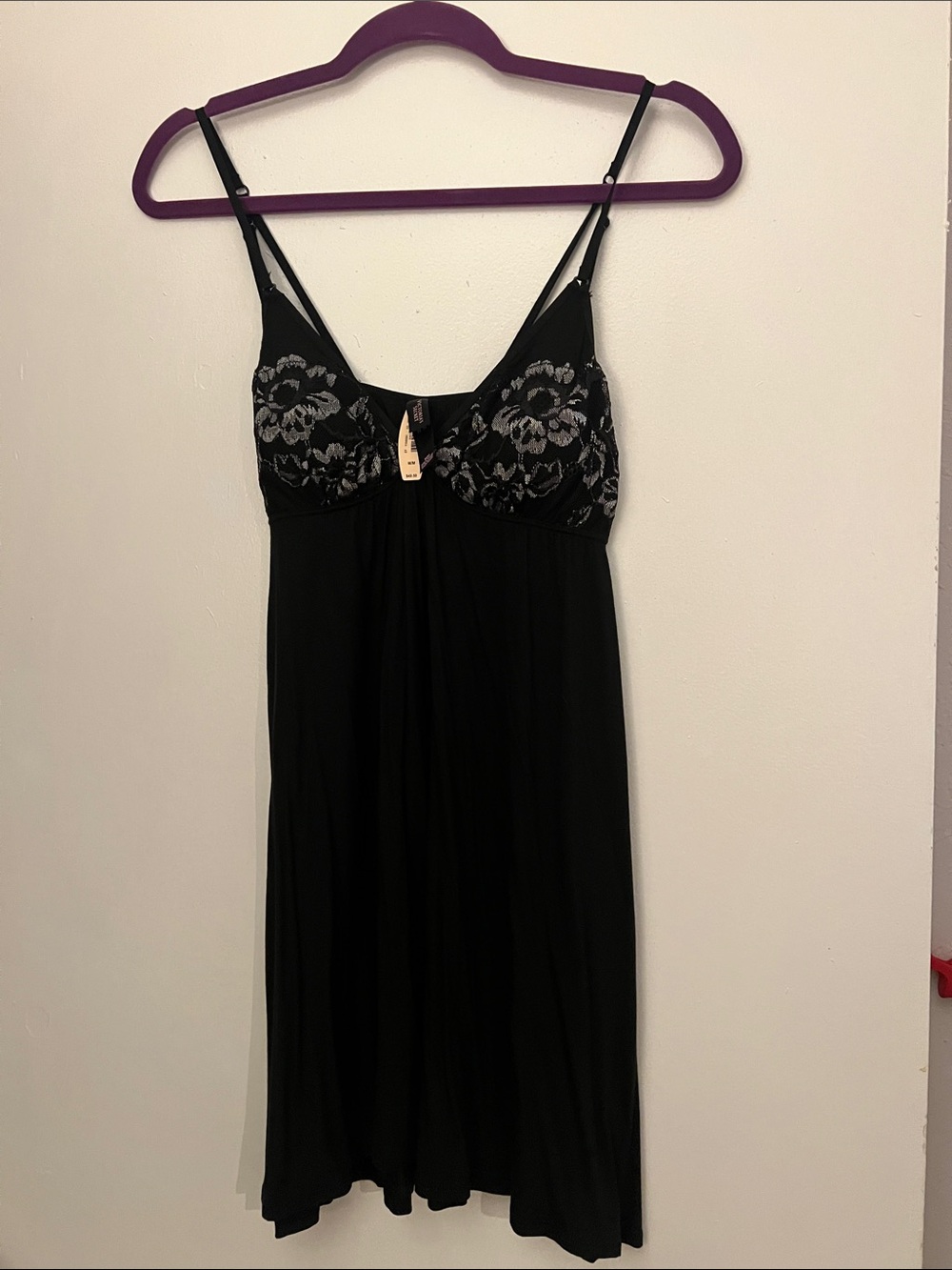 BRAND NEW-Victoria's Secret Black Lace-Accent Chemise